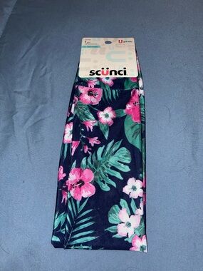 scunci Navy Headband with Pink Floral & Green Leaves